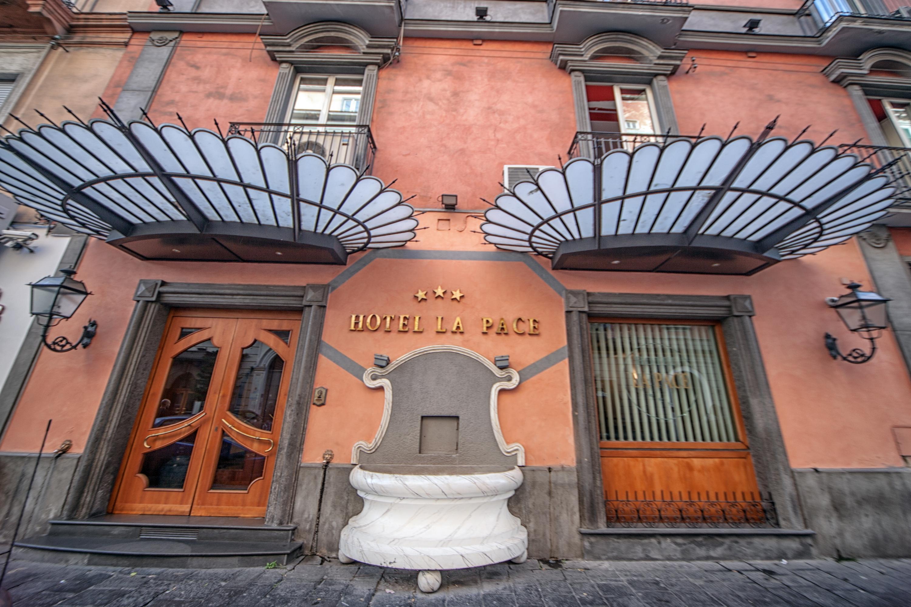 Hotel La Pace Napoli Exterior foto